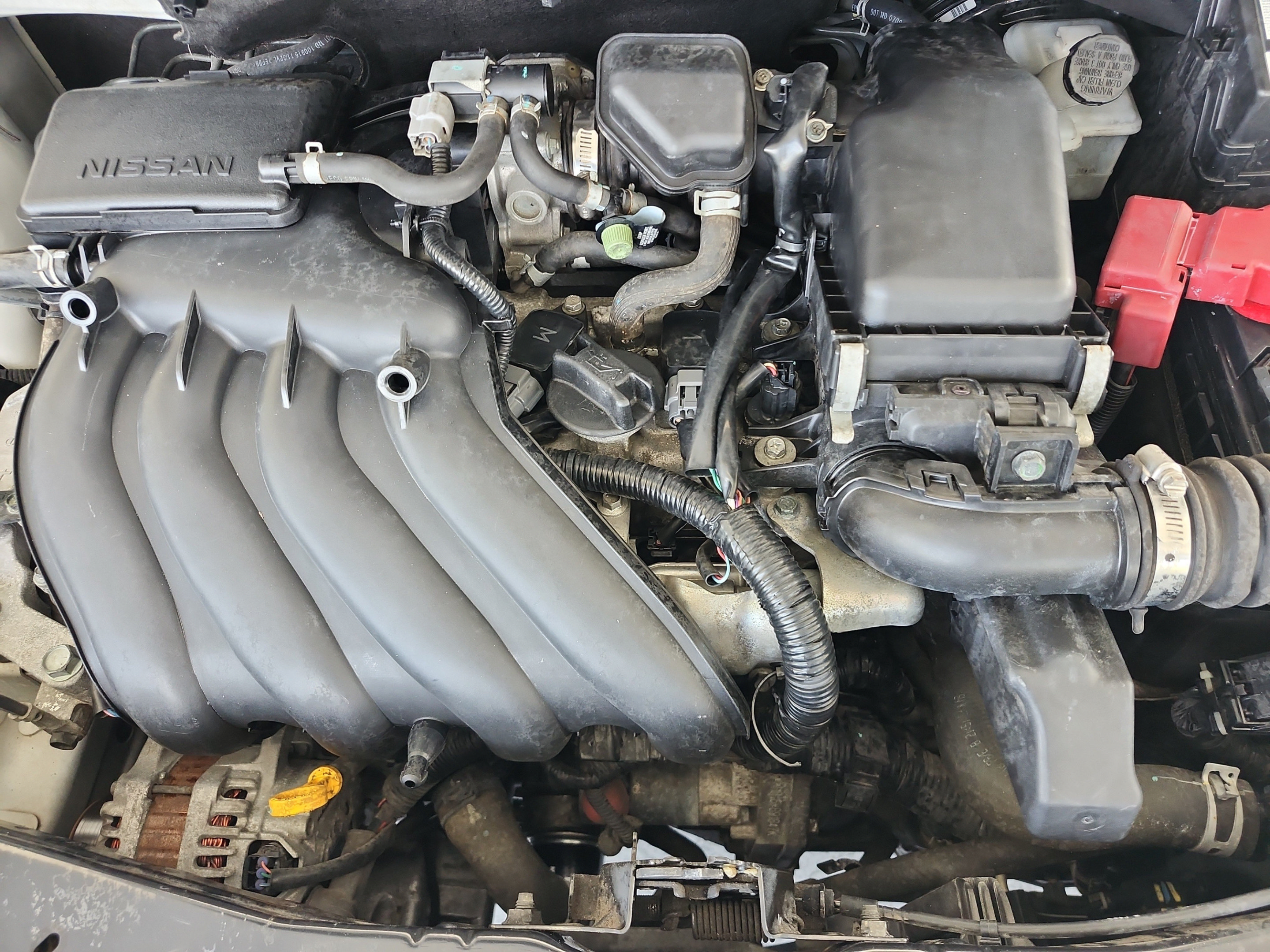 Used 2016 Nissan Versa SV FWD image 21