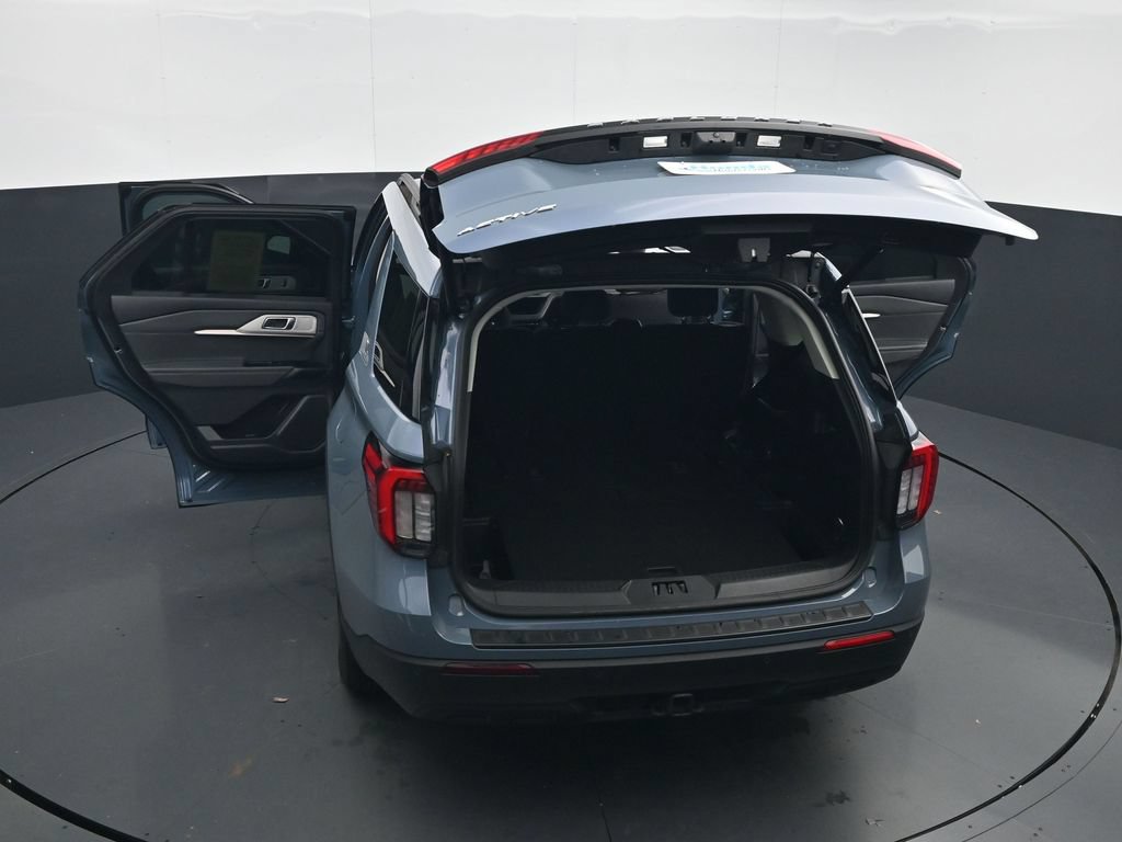 Used 2025 Ford Explorer Active RWD image 44