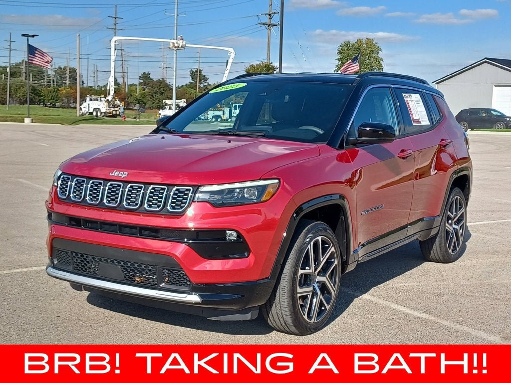 Used 2025 Jeep Compass Limited w/ Elite Group AWD/4WD image 2