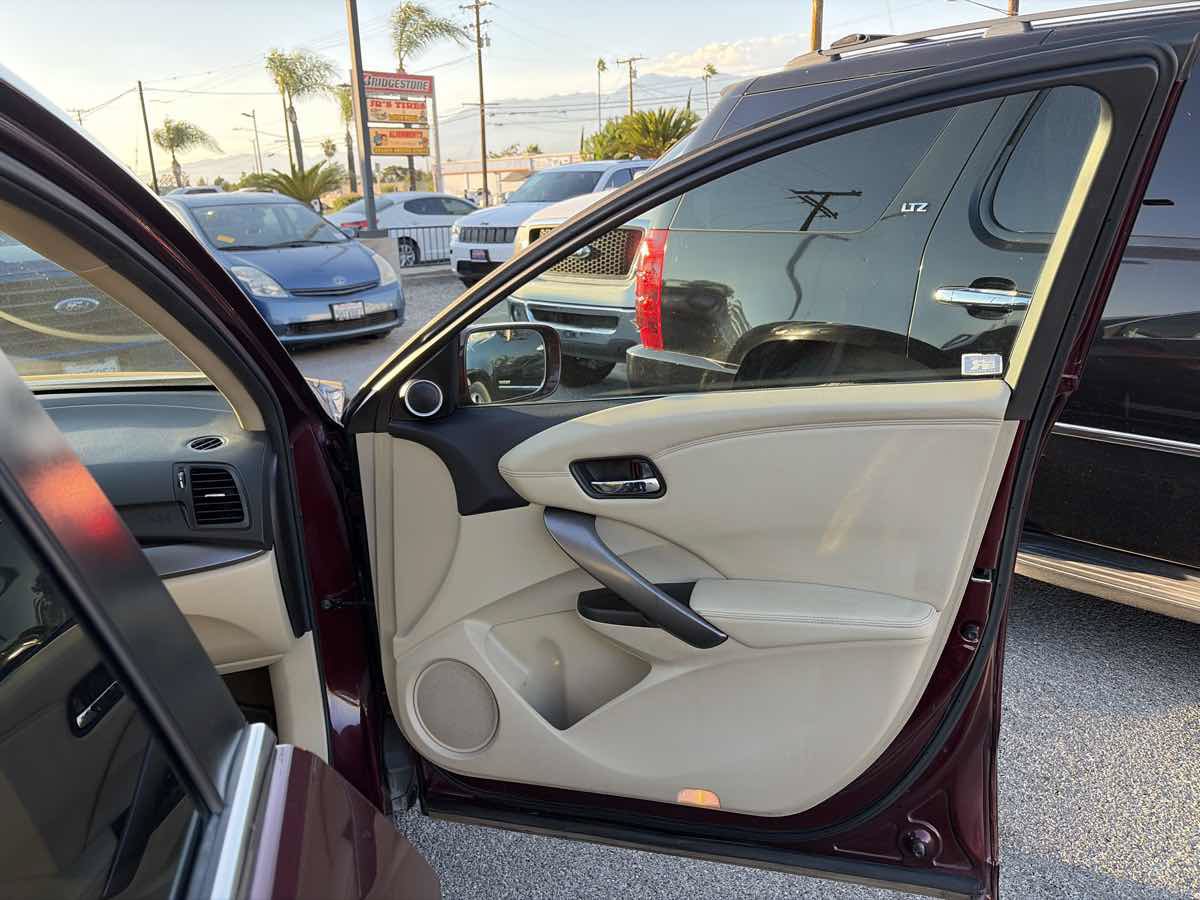 Used 2015 Acura RDX w/ Technology Package FWD image 25