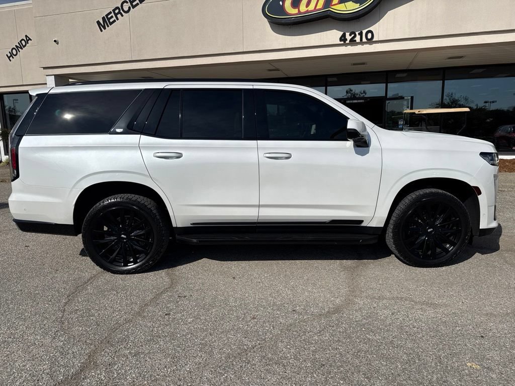 Used 2022 Cadillac Escalade Premium Luxury AWD/4WD image 18
