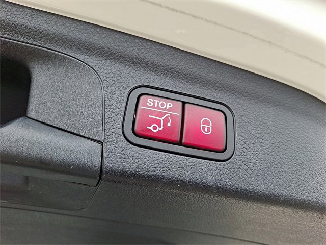 Used 2021 Mercedes-Benz GLE 350 4MATIC image 30