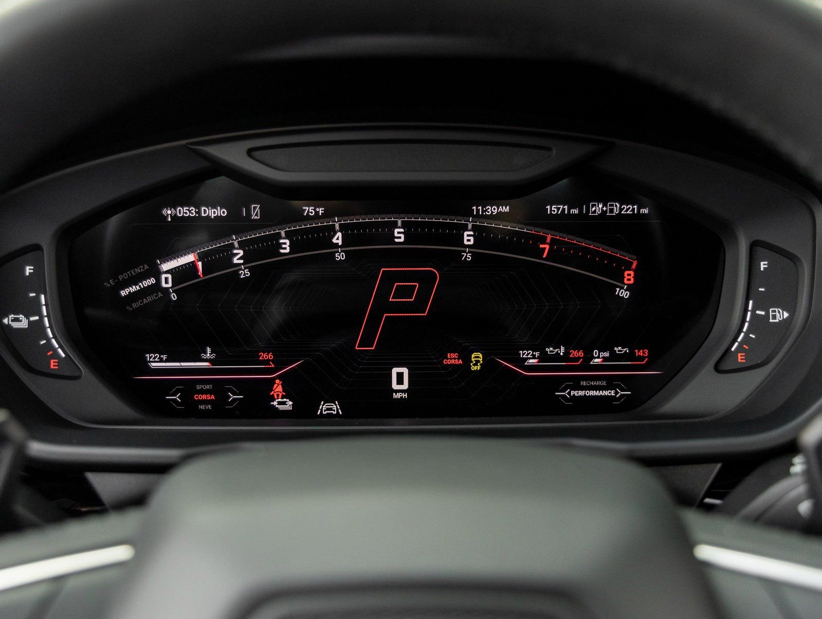 Used 2025 Lamborghini Urus SE image 24