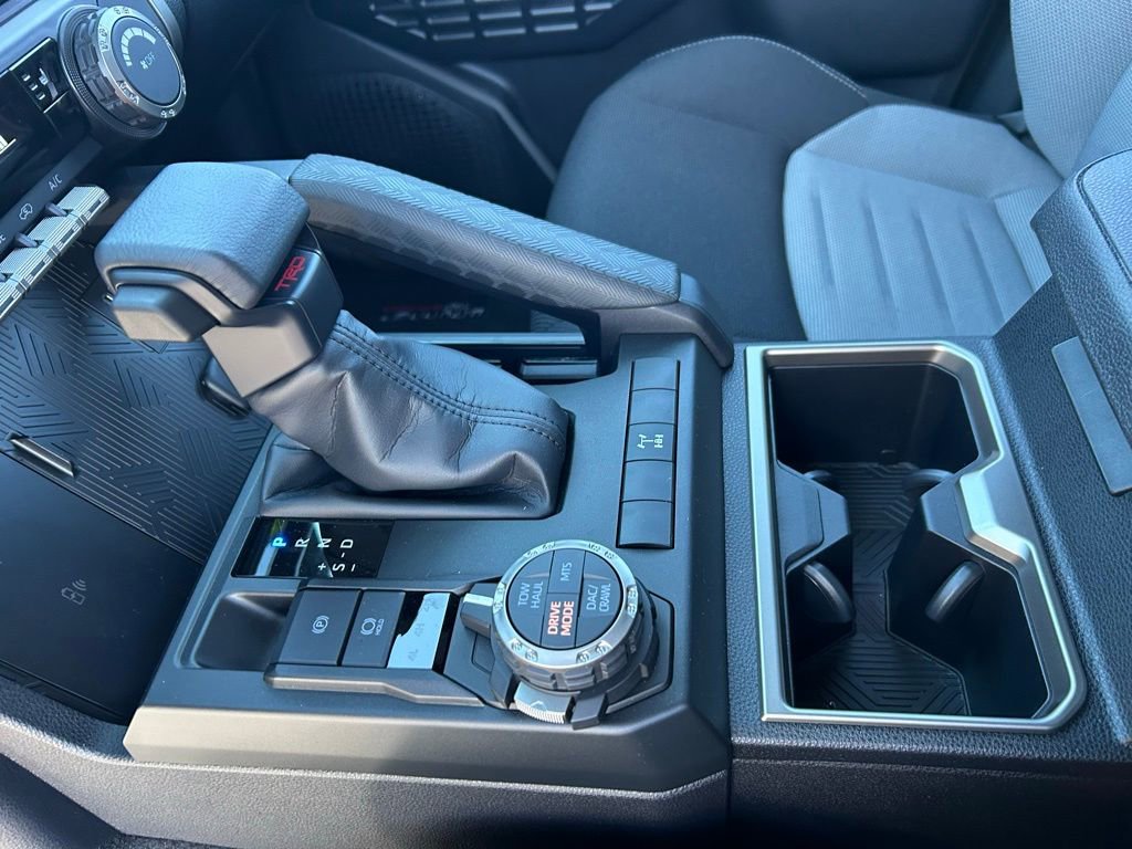 Used 2025 Toyota 4Runner 4WD image 20