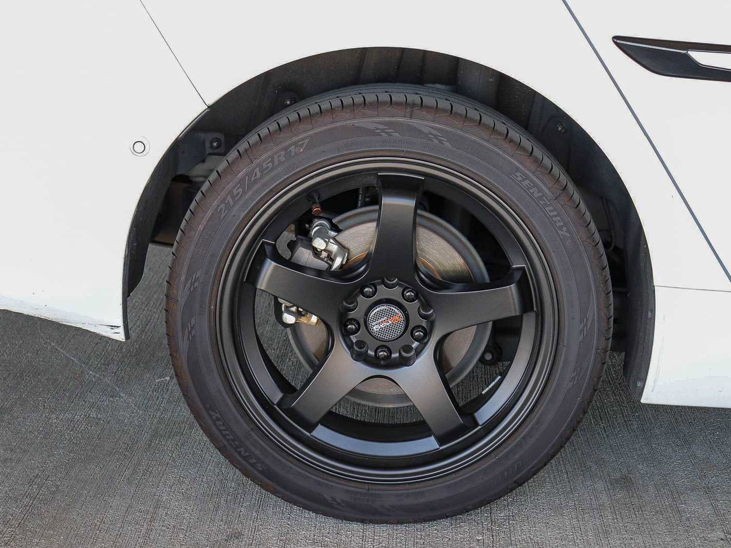 Used 2022 Toyota Prius XLE FWD image 10