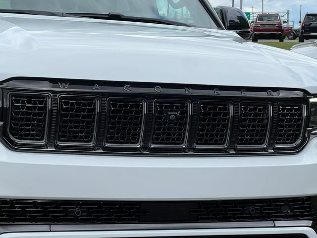 Used 2025 Jeep Grand Wagoneer L Series III w/ Quick Order Packagew 28T AWD/4WD image 45