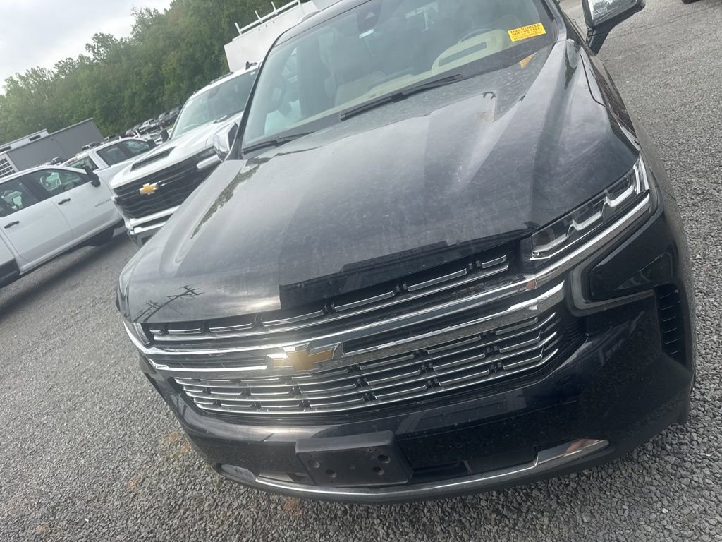 Used 2021 Chevrolet Tahoe Premier w/ Premium Package AWD/4WD image 2