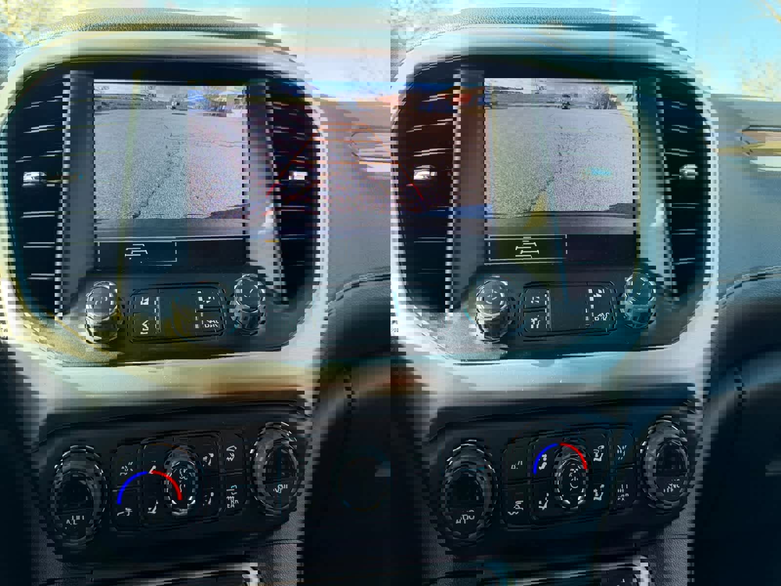 Used 2023 GMC Acadia SLE w/ Driver Convenience Package image 26