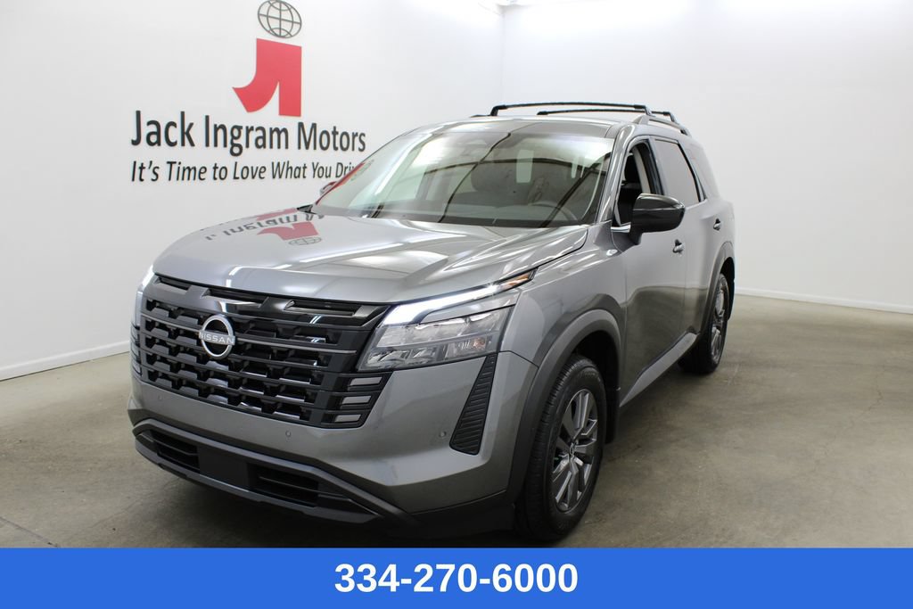 Used 2026 Nissan Pathfinder SV FWD 360° Tour
