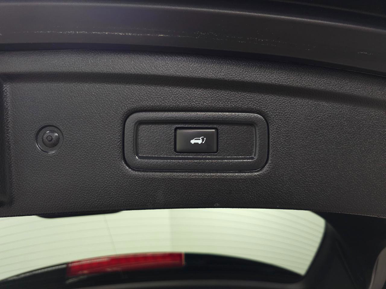 Used 2016 INFINITI QX70 AWD w/ Premium Package image 34