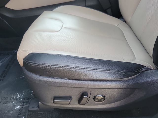 Used 2019 Hyundai Santa Fe Limited image 21