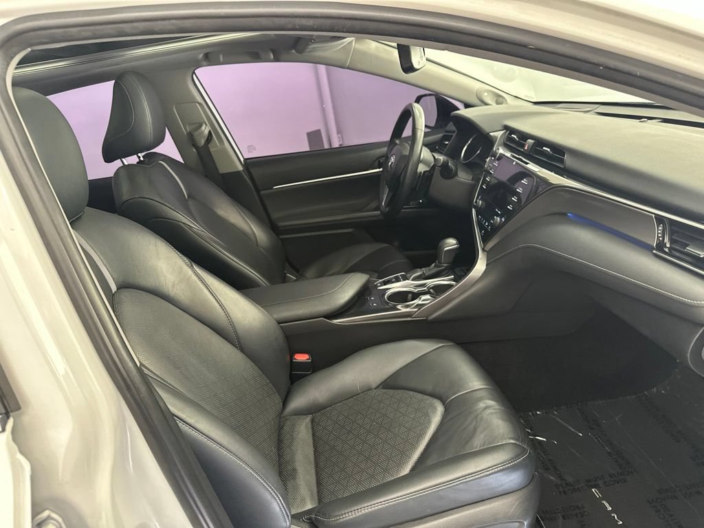 Used 2019 Toyota Camry XSE FWD image 28