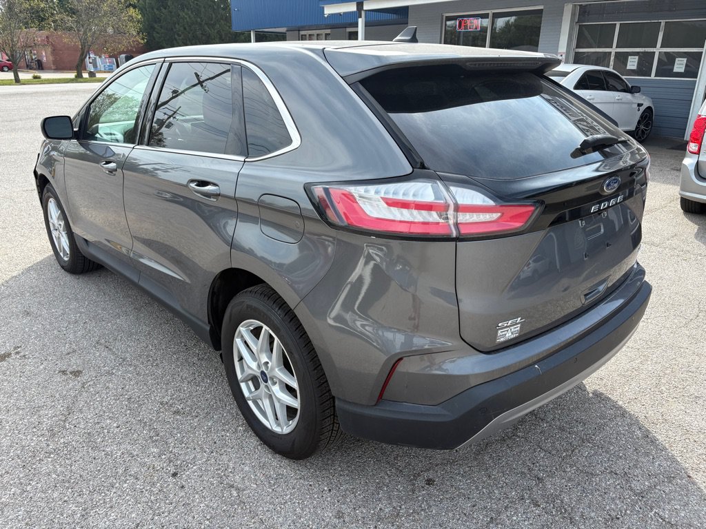 Used 2022 Ford Edge SEL AWD/4WD image 6