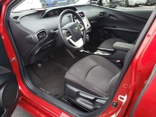 Used 2016 Toyota Prius Three FWD image 10
