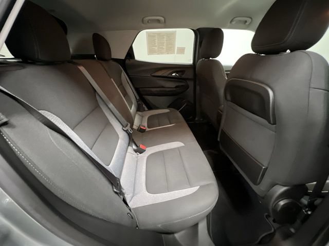 Certified 2024 Chevrolet TrailBlazer LT w/ LT Cold Weather Package AWD/4WD image 25