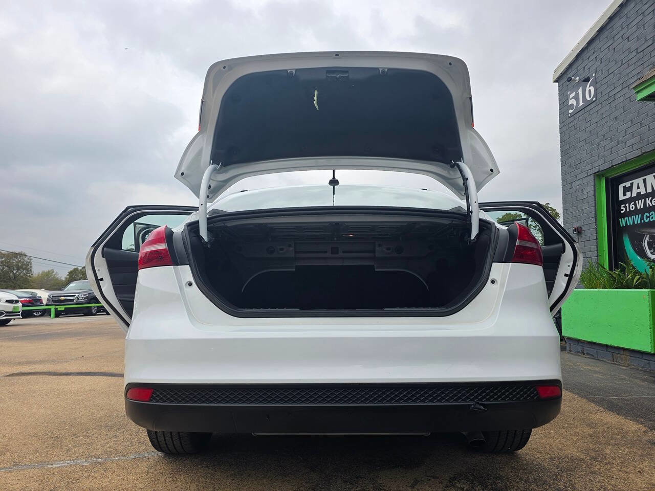 Used 2018 Ford Focus SE image 47