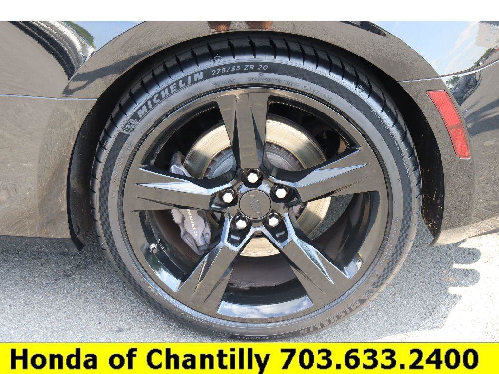 Used 2018 Chevrolet Camaro SS image 27