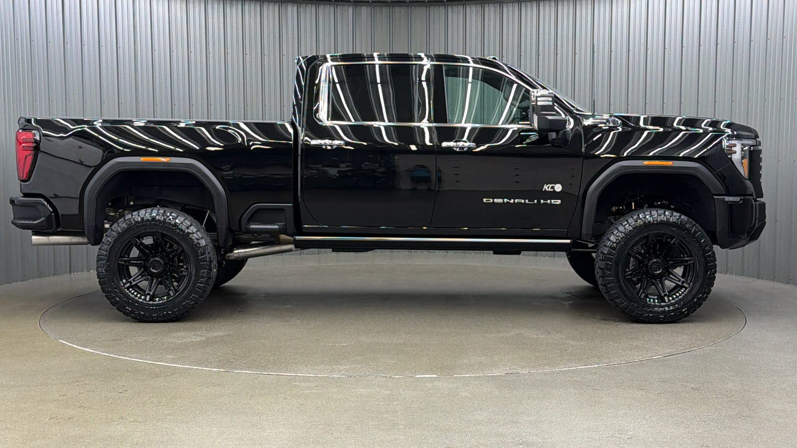 Used 2026 GMC Sierra 2500 Denali Ultimate w/ Max Trailering Package AWD/4WD image 6