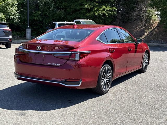 Used 2023 Lexus ES 250 w/ Premium Package AWD/4WD image 2