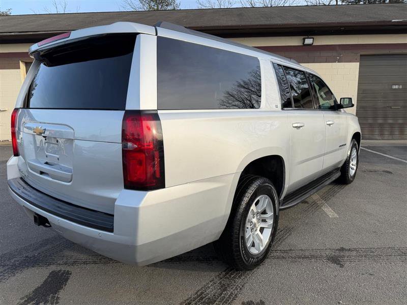Used 2019 Chevrolet Suburban LT image 6