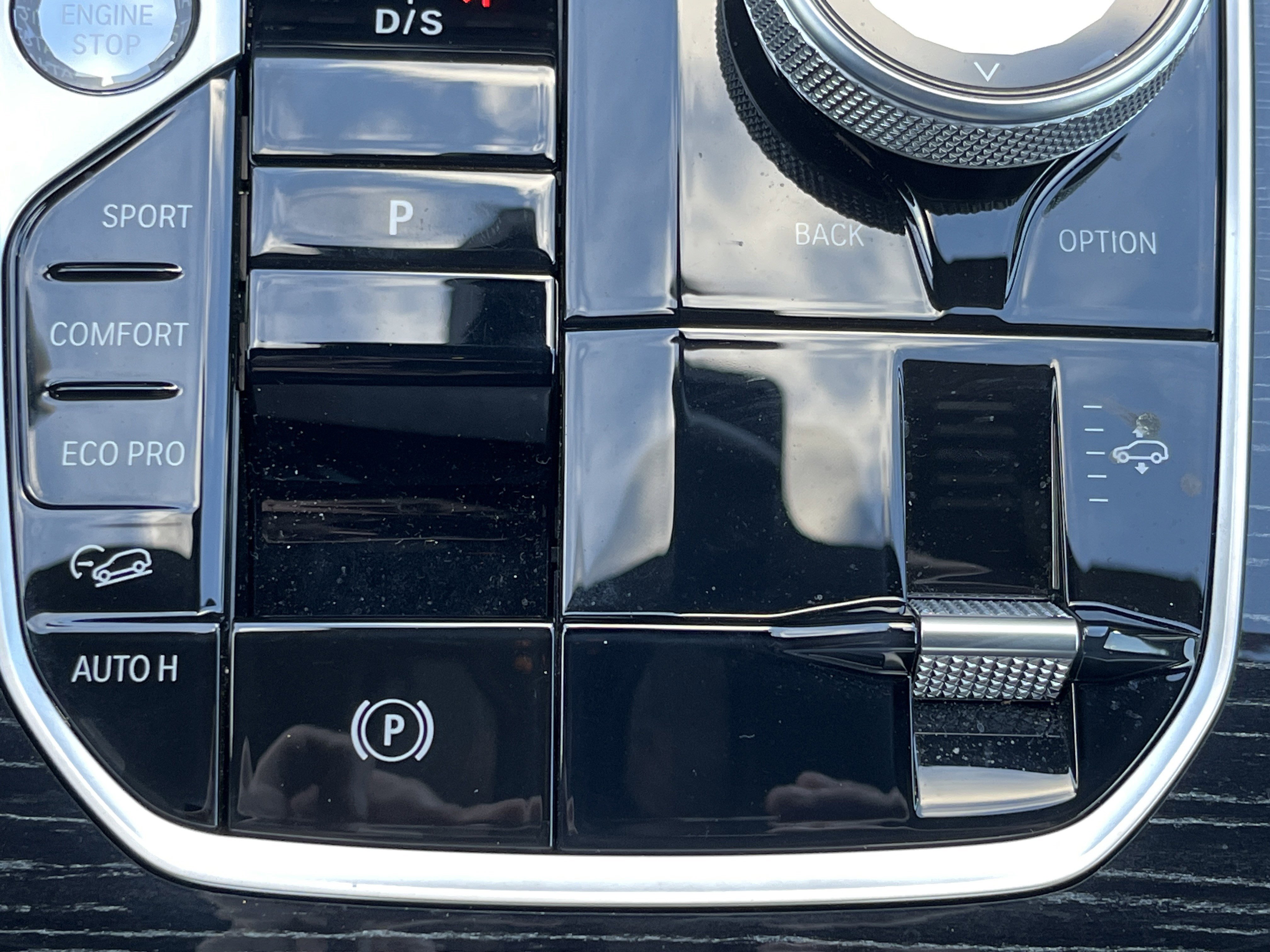 Certified 2024 BMW X7 M60i w/ Executive Package image 9