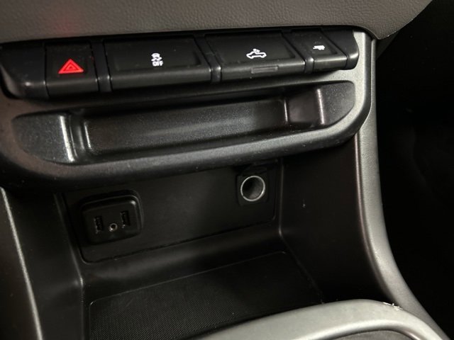Used 2019 Chevrolet Colorado LT image 15
