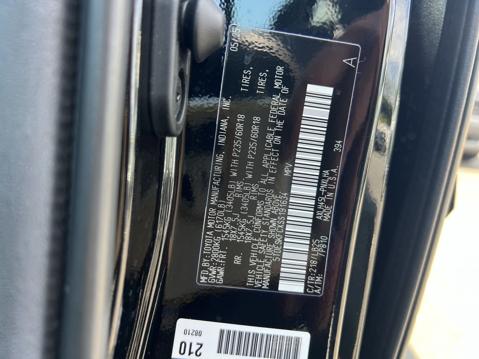 Used 2025 Toyota Sienna Platinum AWD/4WD image 27