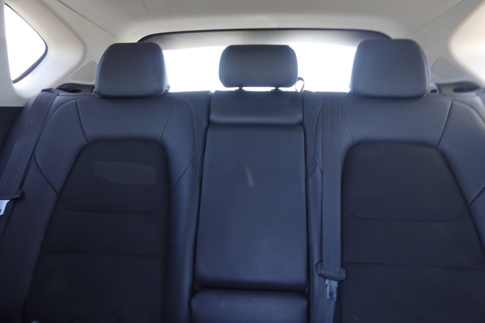 Used 2018 MAZDA CX-5 Touring w/ Preferred Equipment Package FWD image 14