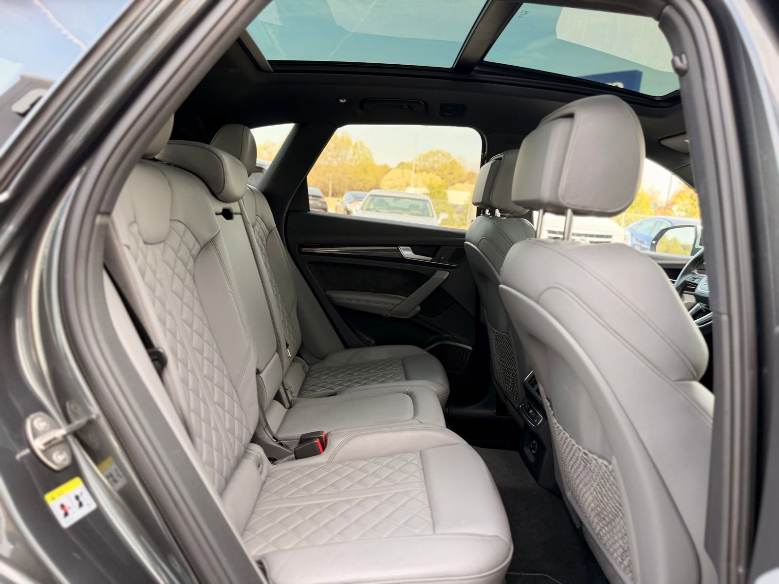 Used 2018 Audi SQ5 Prestige image 21