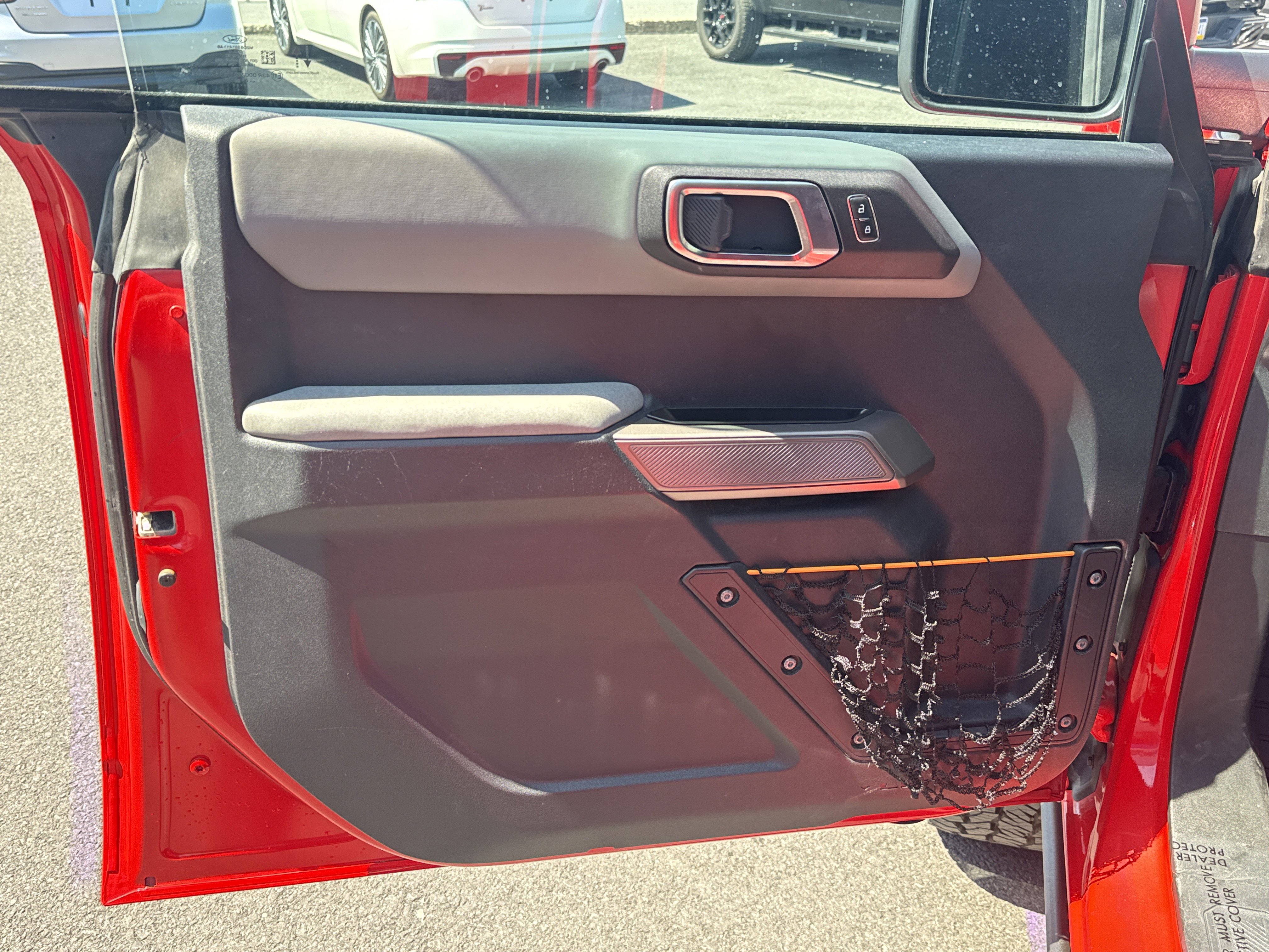 Used 2023 Ford Bronco Badlands w/ Sasquatch Package AWD/4WD image 16