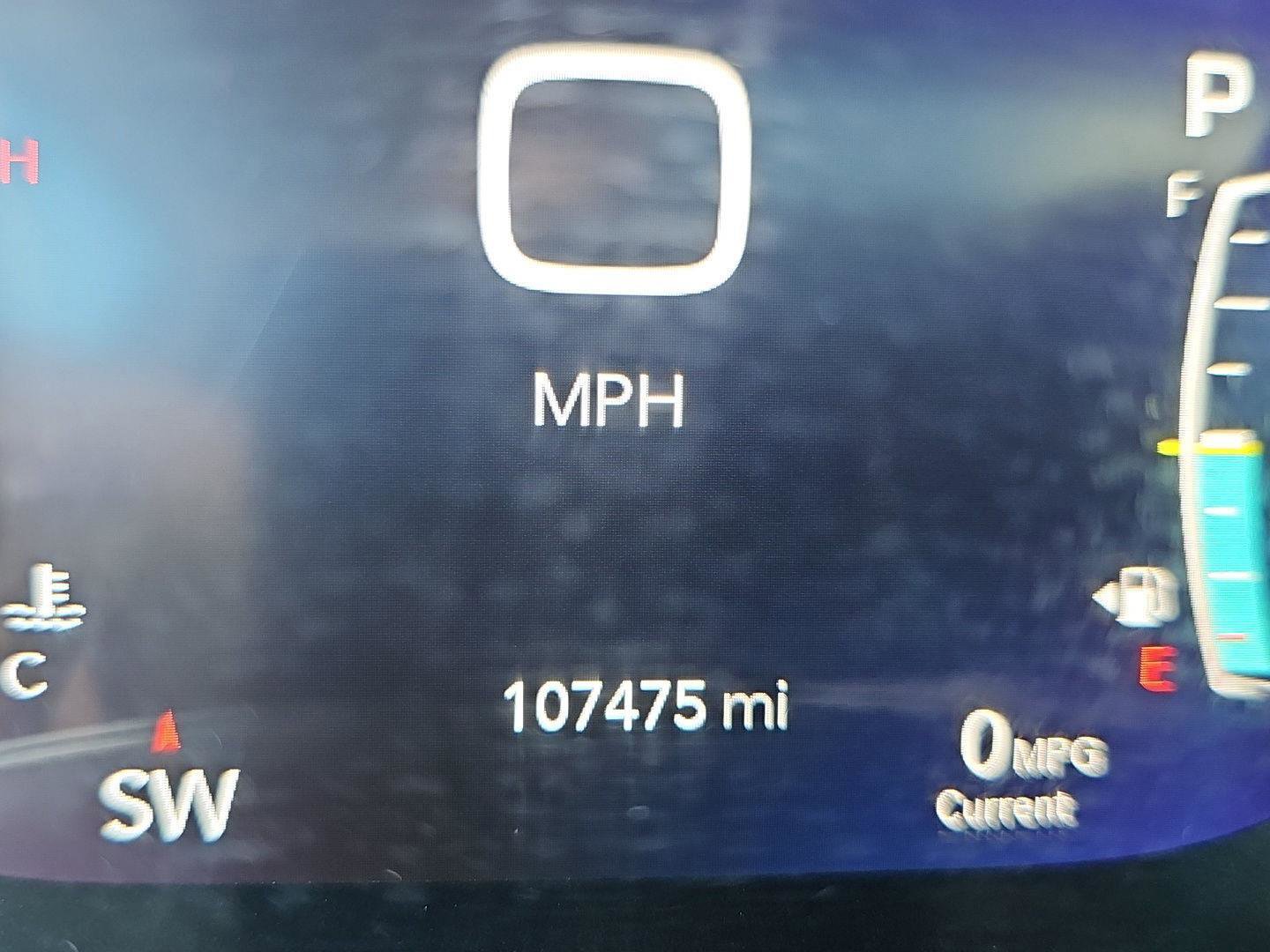 Used 2017 Chrysler Pacifica Limited FWD image 8