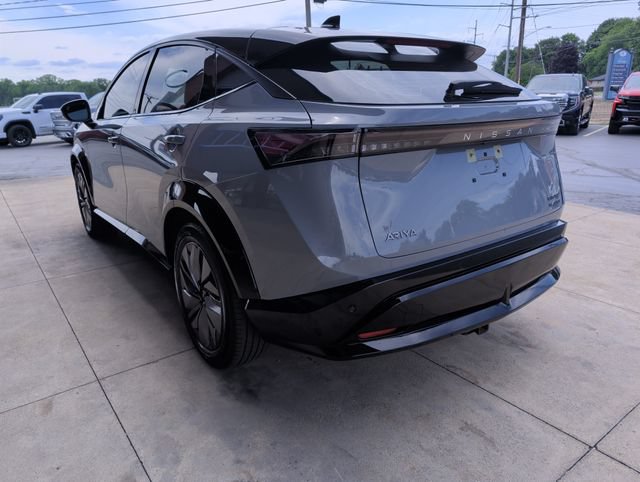 Used 2023 Nissan Ariya AWD image 6