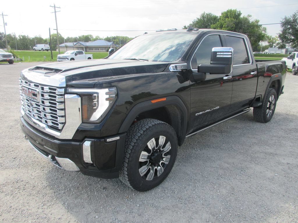 New 2026 GMC Sierra 2500 Denali w/ Denali Reserve Package AWD/4WD image 10