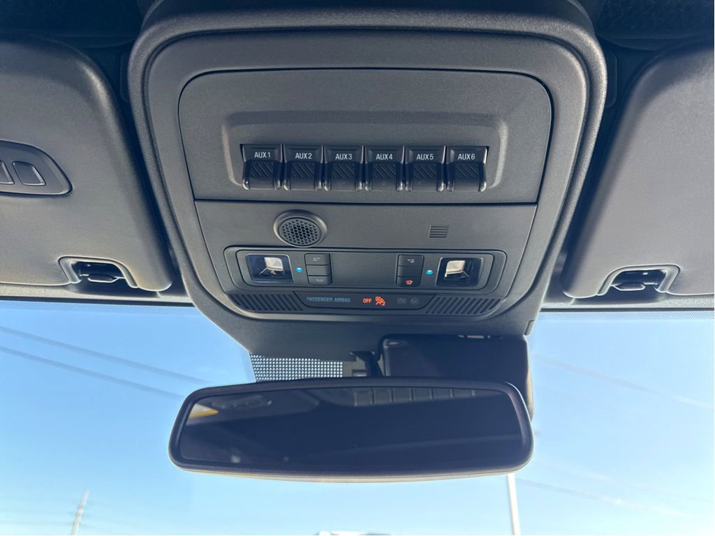 Used 2024 Ford Bronco Wildtrak image 23