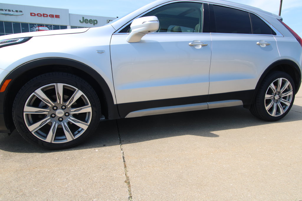 Used 2019 Cadillac XT4 Premium Luxury AWD/4WD image 10