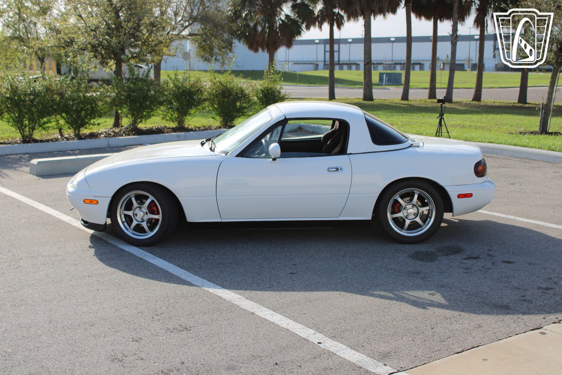 Used 1990 MAZDA MX-5 Miata image 6
