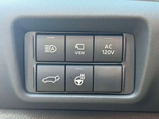 Used 2025 Toyota Highlander Platinum AWD/4WD image 26