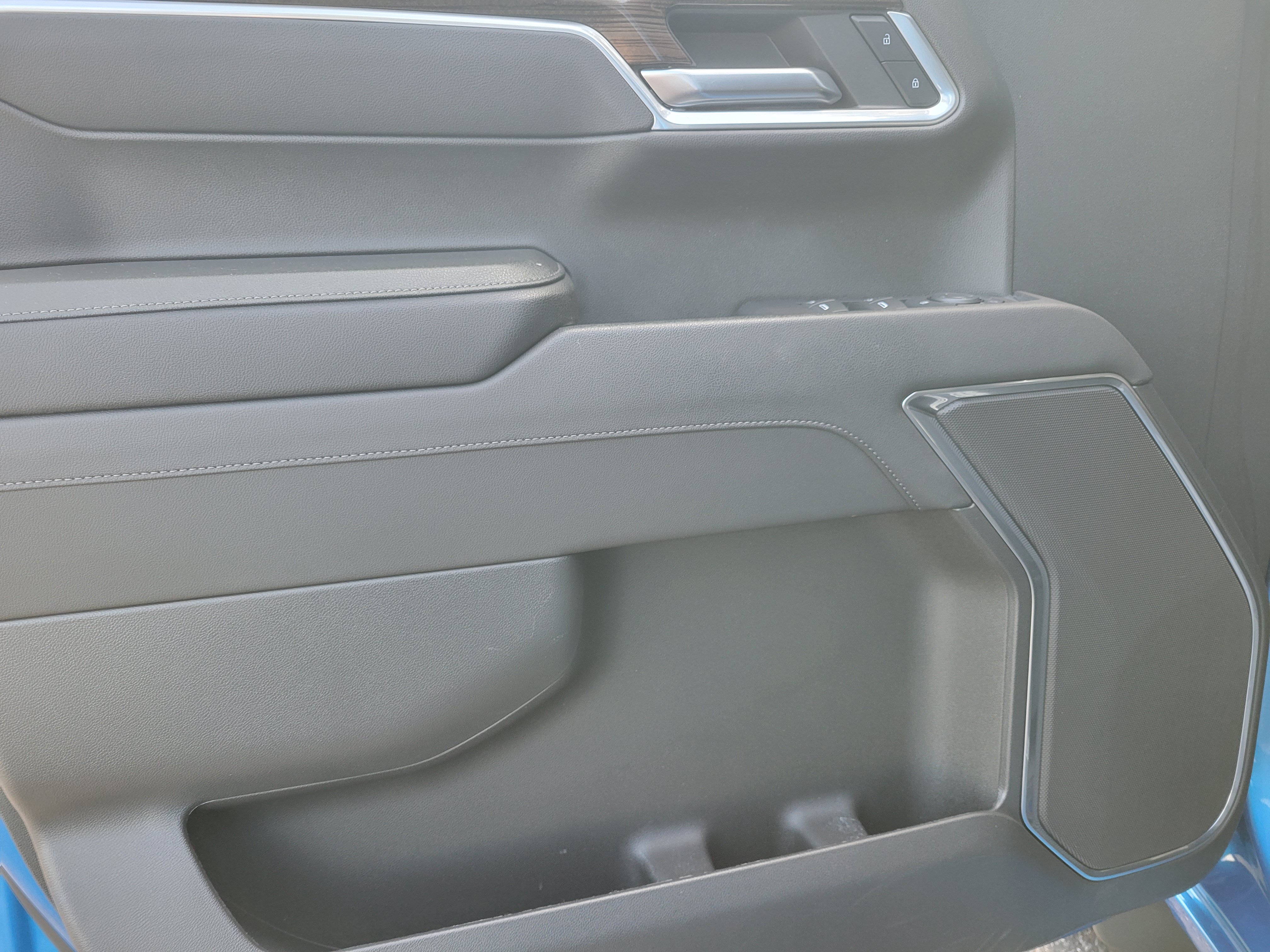 Certified 2023 Chevrolet Silverado 1500 RST RWD image 25