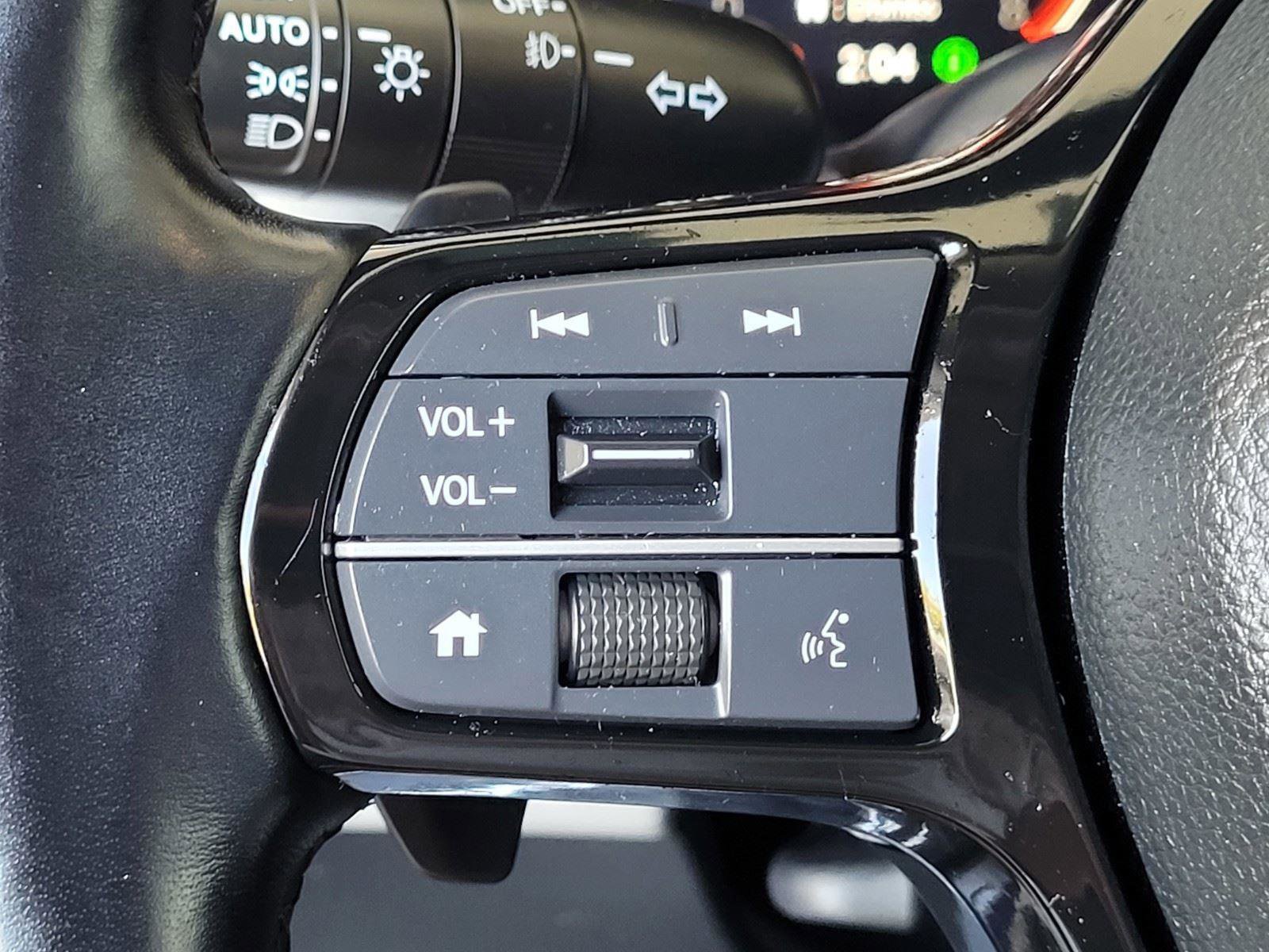 Used 2024 Honda Pilot Touring image 31