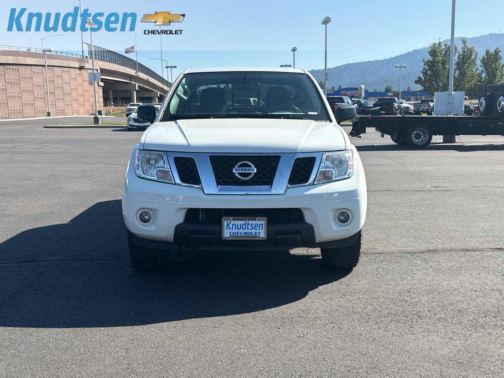 Used 2021 Nissan Frontier SV AWD/4WD image 2