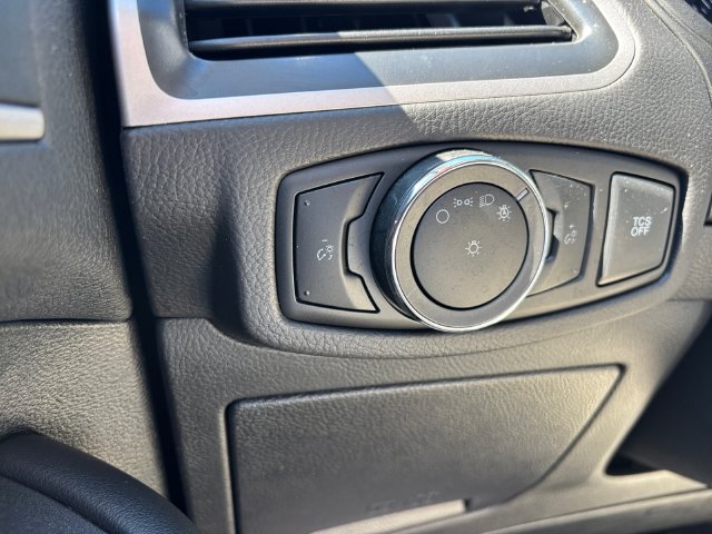 Used 2024 Ford Edge SEL AWD/4WD image 17