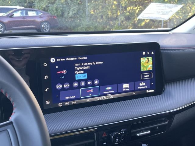 New 2026 Nissan Kicks SR w/ Cold Weather Package image 23