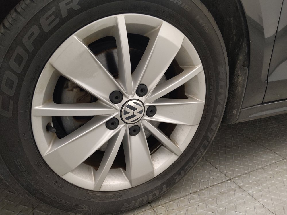 Used 2016 Volkswagen Jetta SE FWD image 31