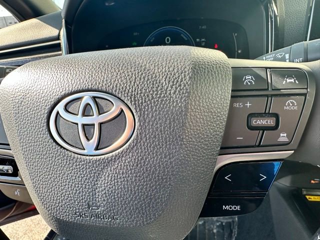 Used 2025 Toyota Camry SE w/ Multimedia Upgrade Package AWD/4WD image 10