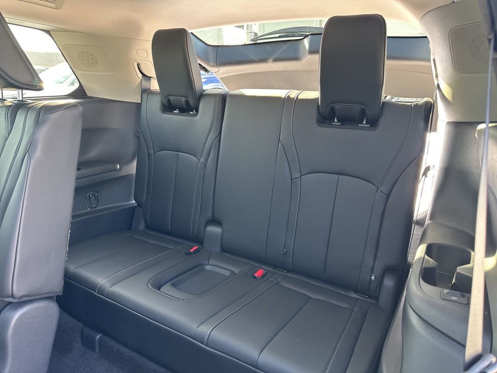 Used 2025 INFINITI QX60 Sensory w/ Vision Package image 43