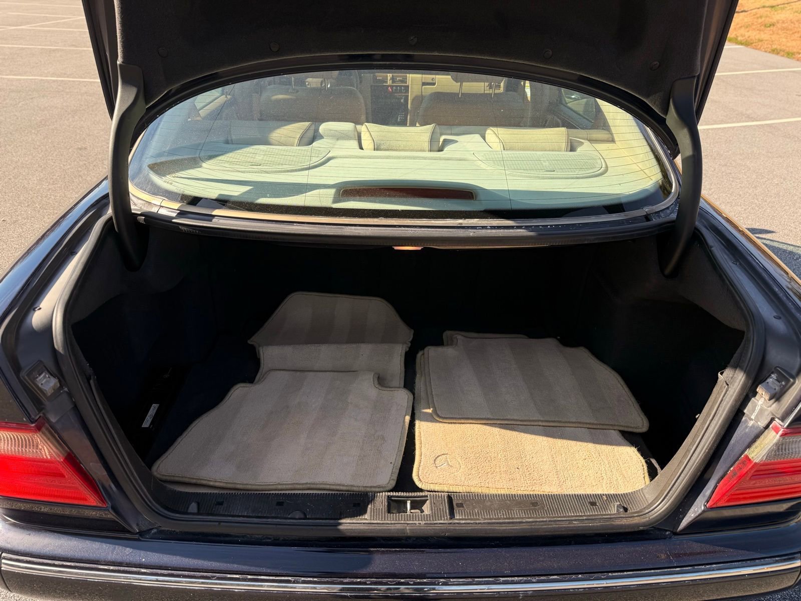 Used 2002 Mercedes-Benz E 320 4MATIC Sedan image 26