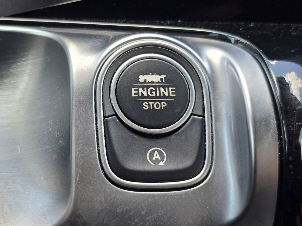 Used 2020 Mercedes-Benz GLB 250 4MATIC image 39