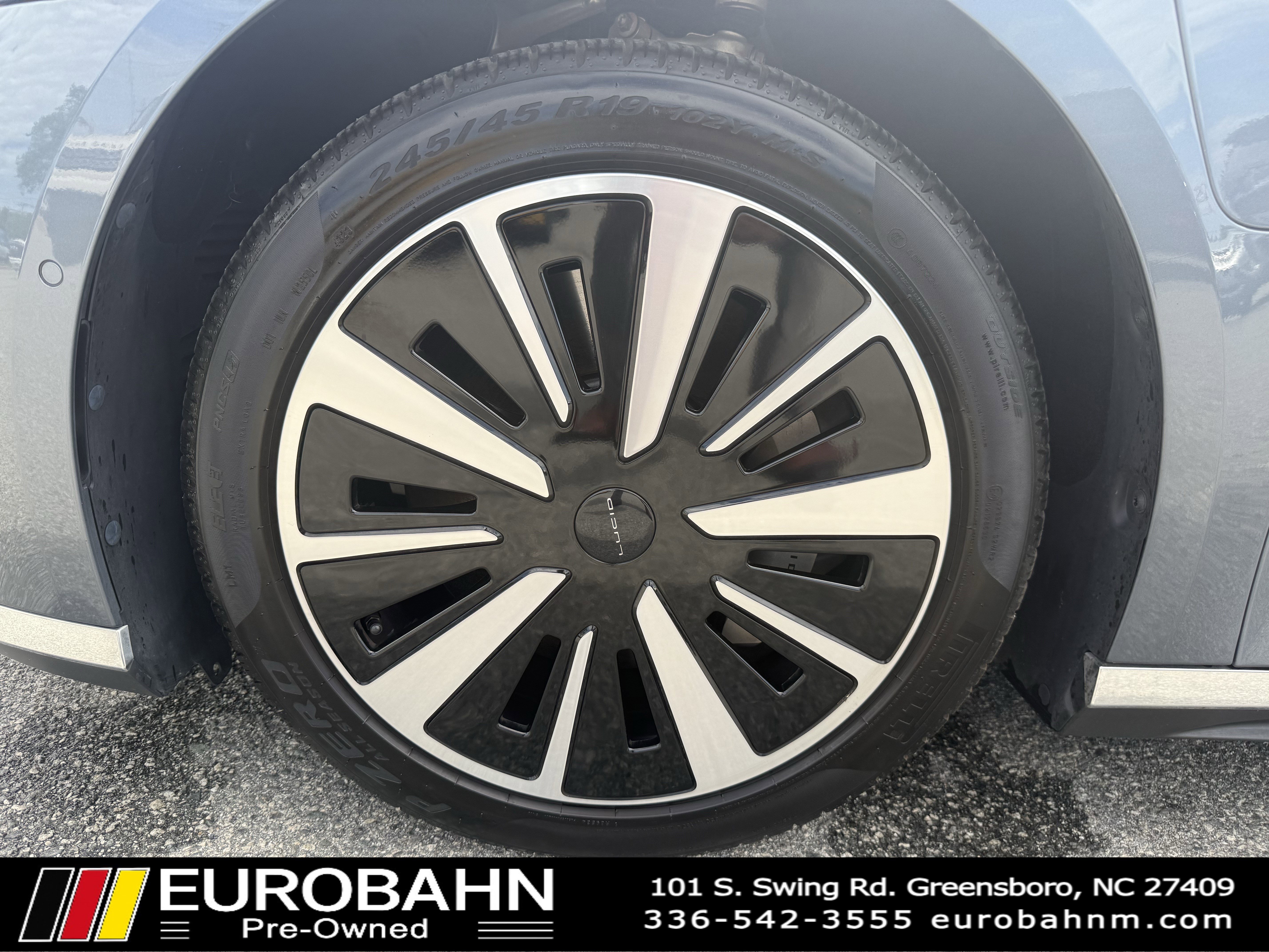 Used 2024 Lucid Air Pure image 29