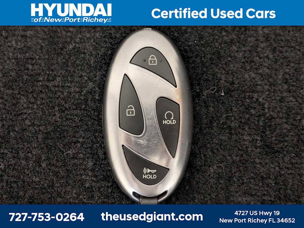 Used 2025 Hyundai Tucson SE image 31