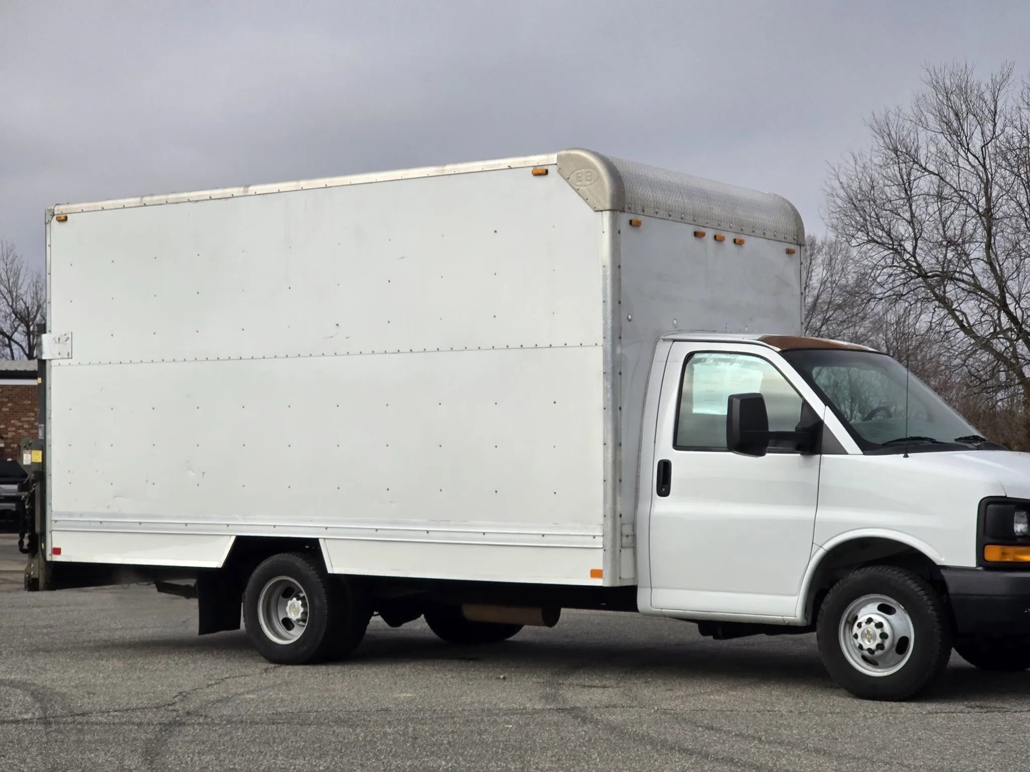 Used 2013 Chevrolet Express 3500 Extended image 7